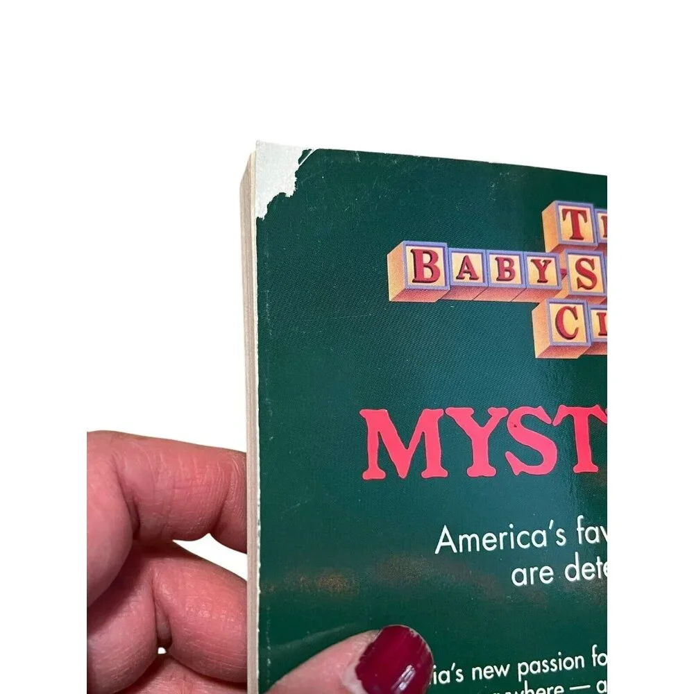 The Baby Sitters Club Mystery #16 Claudia and the‎ Clue in the Photography